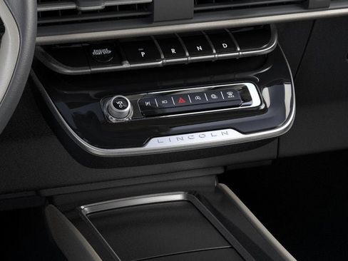 New 2025 Lincoln Corsair Premiere image 15