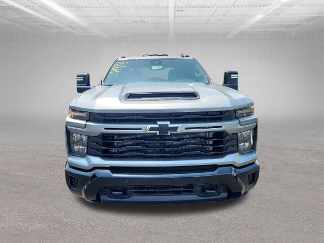 New 2026 Chevrolet Silverado 2500 Custom w/ Custom Value Package AWD/4WD image 2