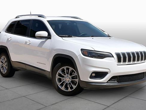 Used 2020 Jeep Cherokee Latitude Plus FWD image 3