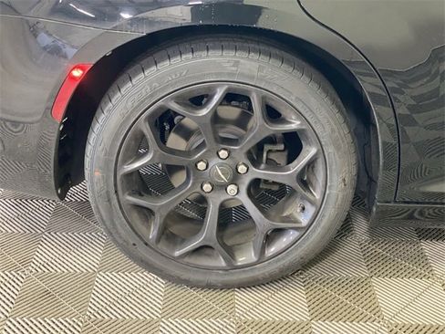 Used 2020 Chrysler 300 S w/ 300S Premium Group image 18