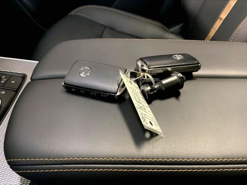 Used 2025 MAZDA CX-70 3.3 Turbo S w/ Premium Package image 14