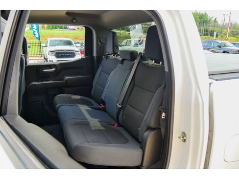 Used 2020 Chevrolet Silverado 1500 Custom Trail Boss w/ Custom Convenience Package image 17