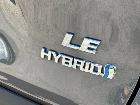 Certified 2024 Toyota RAV4 LE AWD/4WD image 25