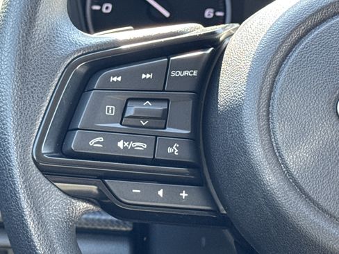 Used 2024 Subaru Crosstrek 2.0i Premium image 12