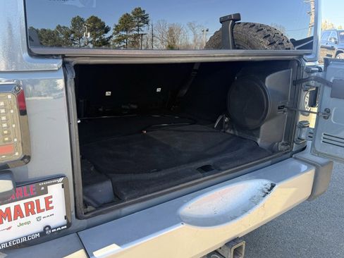 Used 2014 Jeep Wrangler Unlimited Sahara w/ Dual Top Group image 5