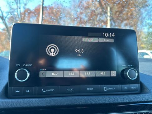 Used 2023 Honda Civic Sport image 9