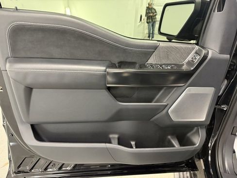 Used 2022 Ford F150 Platinum w/ Equipment Group 701A High image 12