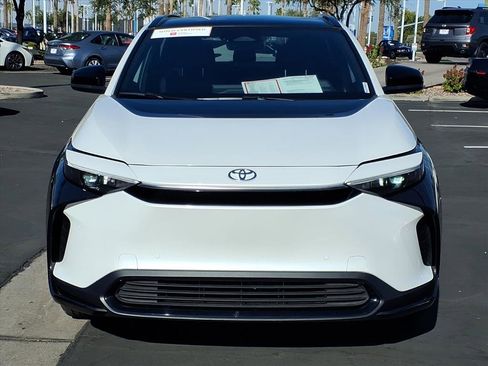 Certified 2025 Toyota bZ4X FWD image 6