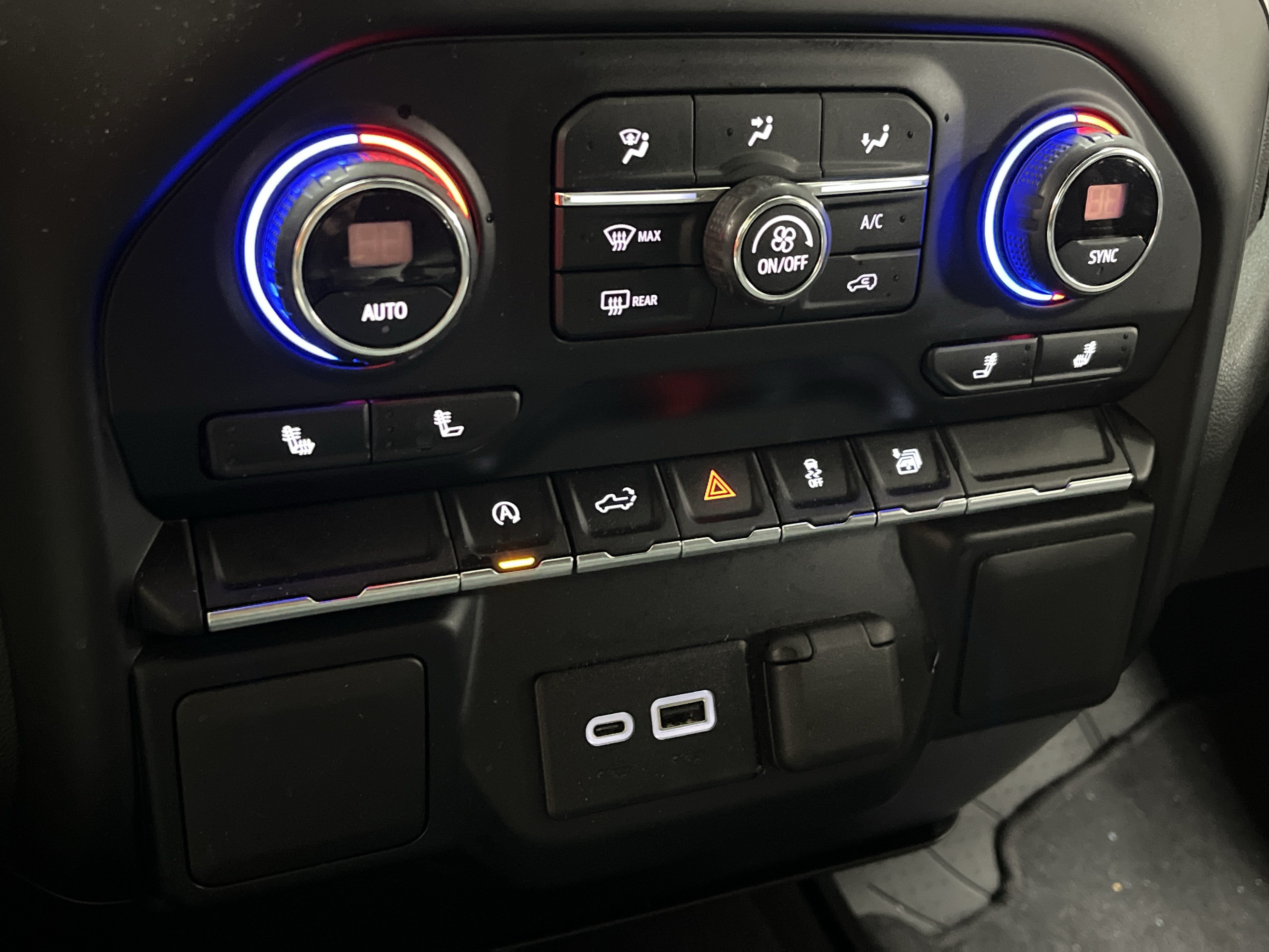 Used 2021 Chevrolet Silverado 1500 LT RWD image 11