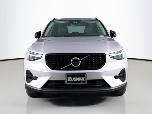 Certified 2026 Volvo XC40 B5 Ultra w/ Climate Package AWD/4WD image 2