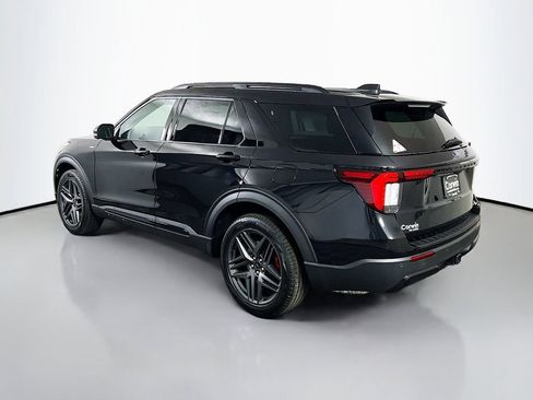 New 2026 Ford Explorer ST-Line w/ ST-Line Street Pack AWD/4WD image 11