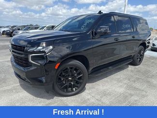 Used 2023 Chevrolet Suburban RST w/ Luxury Package video 1