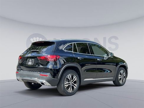 Certified 2025 Mercedes-Benz GLA 250 4MATIC image 5