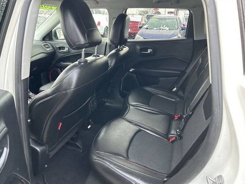 Used 2021 Jeep Compass Trailhawk image 12