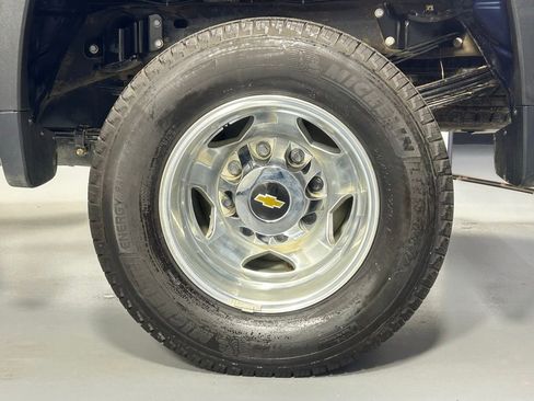 Used 2023 Chevrolet Silverado 3500 High Country image 38
