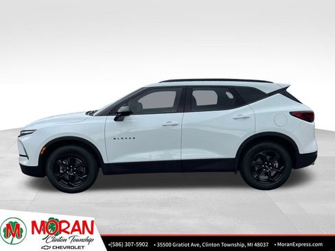 Certified 2025 Chevrolet Blazer LT w/ Midnight/Sport Edition AWD/4WD image 3