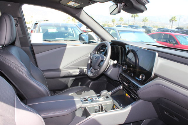 Certified 2024 Lexus TX 350 FWD w/ Cold Weather Package image 5