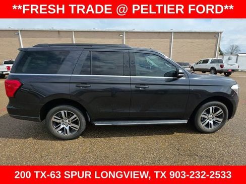 Used 2022 Ford Expedition XLT image 11