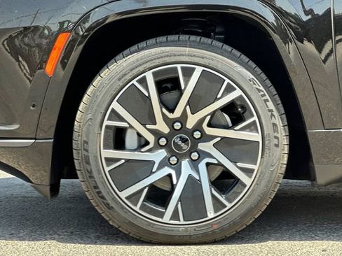 New 2025 Jeep Wagoneer S Limited AWD/4WD image 25
