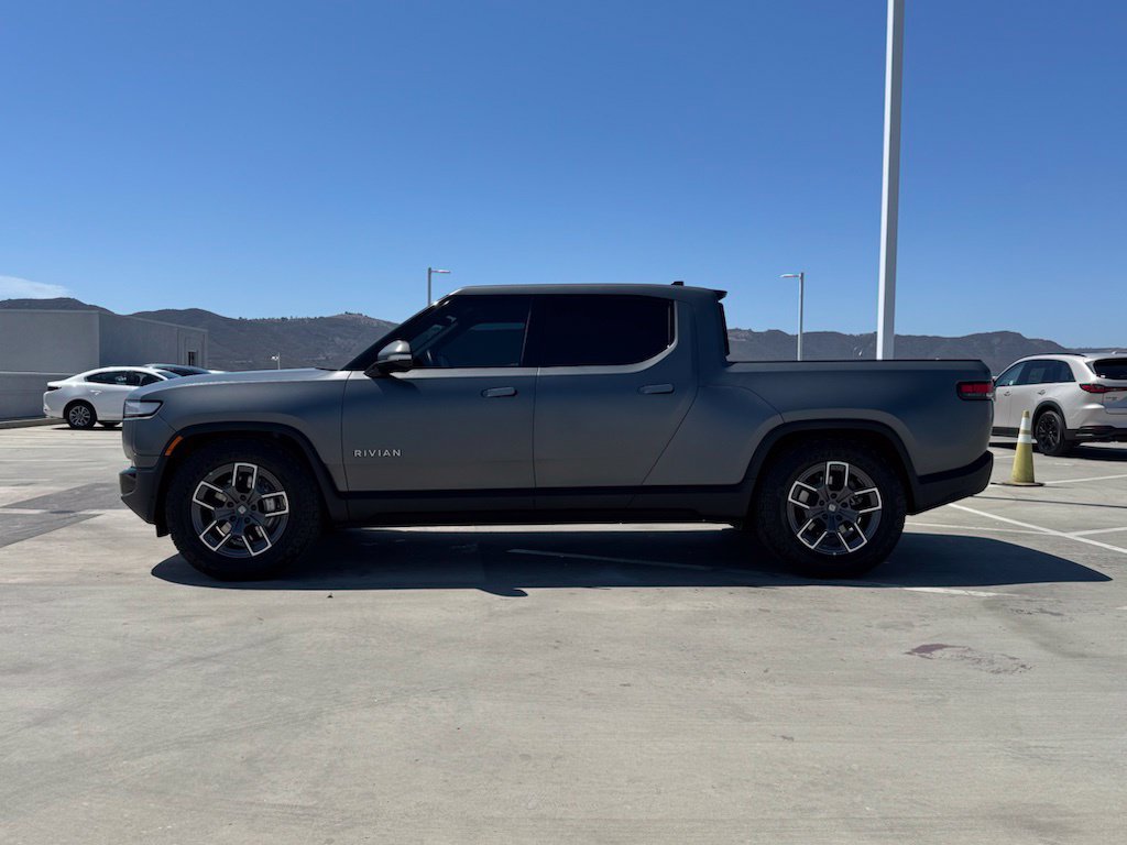 Used 2024 Rivian R1T Adventure Dual AWD/4WD image 7