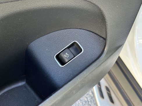 Used 2022 Mercedes-Benz GLE 350 4MATIC image 23