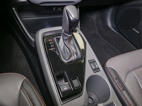 Used 2024 Subaru Crosstrek 2.5i Limited image 32