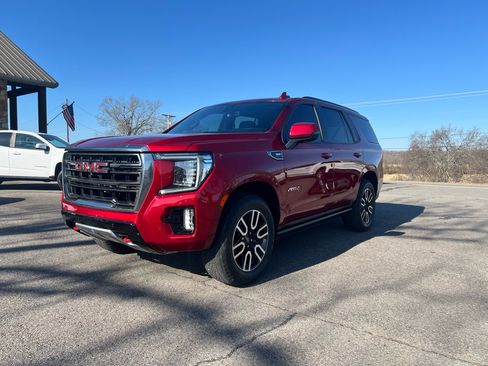Used 2021 GMC Yukon AT4 w/ AT4 Premium Package image 2