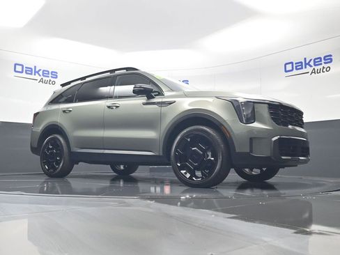 Certified 2025 Kia Sorento SX AWD/4WD image 42