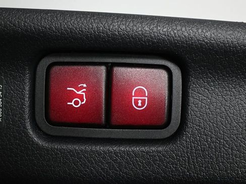 Certified 2025 Mercedes-Benz C 300 Sedan image 29