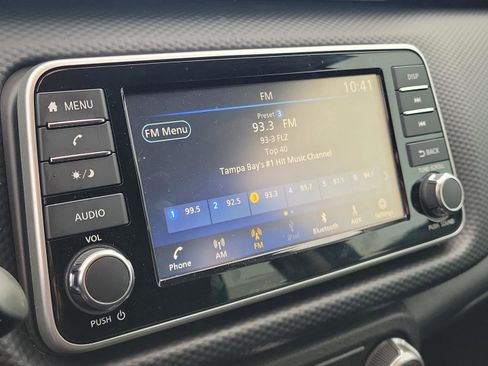 Used 2025 Nissan Kicks Play S image 20