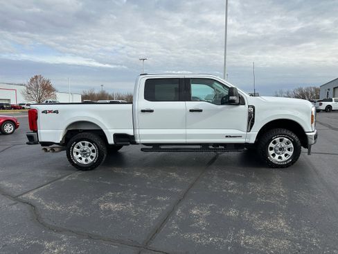 Certified 2024 Ford F250 XLT image 5