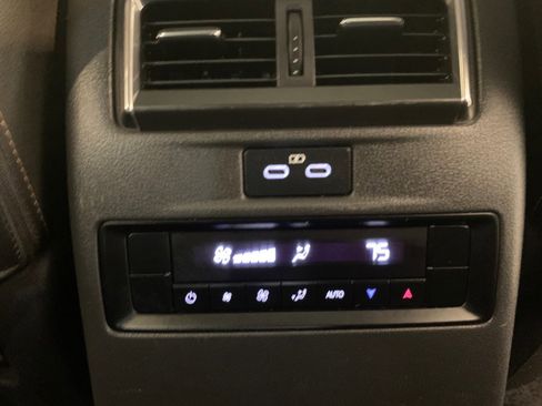 Used 2024 MAZDA CX-90 Plug-In Hybrid w/ Preferred AWD/4WD image 65