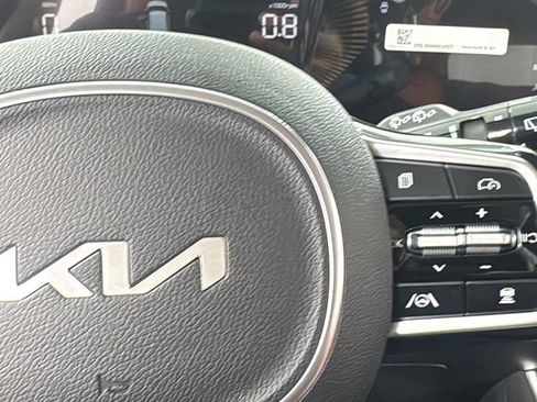 New 2026 Kia Carnival EX image 27