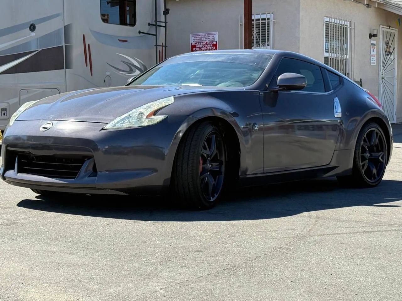 Used 2010 Nissan 370Z Touring w/ Sport Pkg RWD image 5