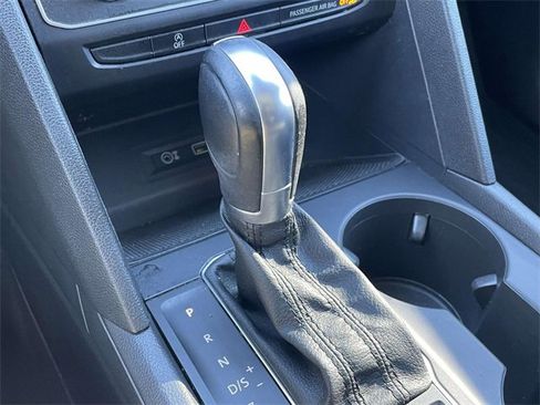 Used 2019 Volkswagen Atlas SE w/ Panoramic Sunroof Package image 41