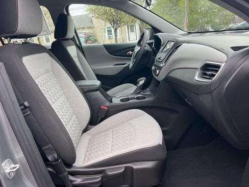Used 2023 Chevrolet Equinox LS FWD image 26