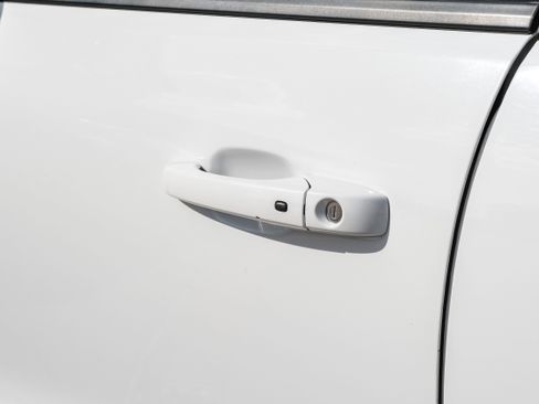 Used 2023 Dodge Durango GT RWD image 36