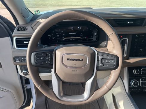 Certified 2024 GMC Yukon Denali image 8