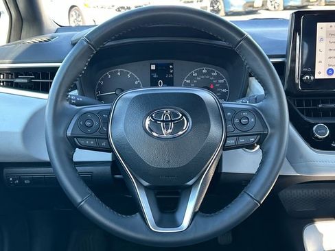 Used 2025 Toyota Corolla SE image 21