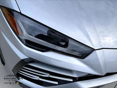 Used 2020 Lamborghini Urus AWD/4WD image 27