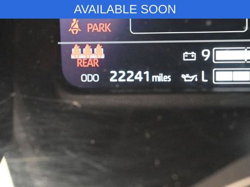 Used 2024 Toyota Tundra Limited w/ TRD Off-Road Package AWD/4WD image 19