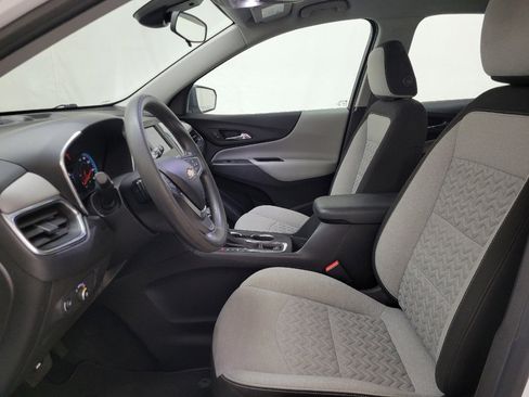 Used 2022 Chevrolet Equinox LS AWD/4WD image 17