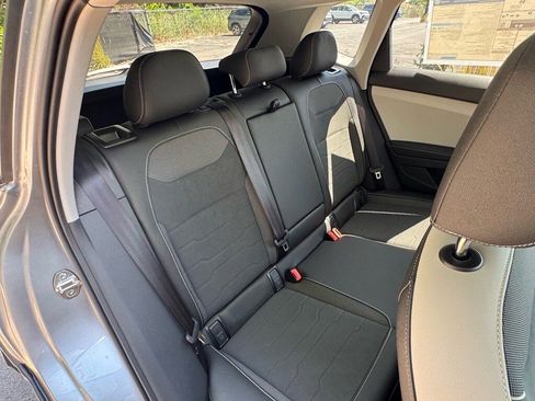 New 2025 Volkswagen Taos SE AWD/4WD image 14