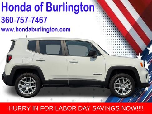 Used 2023 Jeep Renegade Latitude AWD/4WD image 7