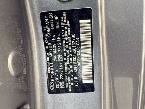 Used 2016 Hyundai Genesis 3.8 RWD image 25