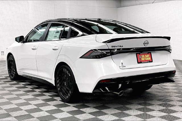 New 2027 Nissan Sentra SR FWD image 4