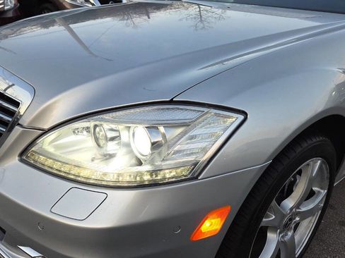 Used 2013 Mercedes-Benz S 550 4MATIC image 23