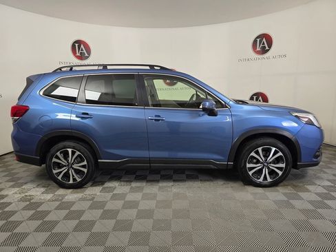 Used 2023 Subaru Forester Limited AWD/4WD image 3