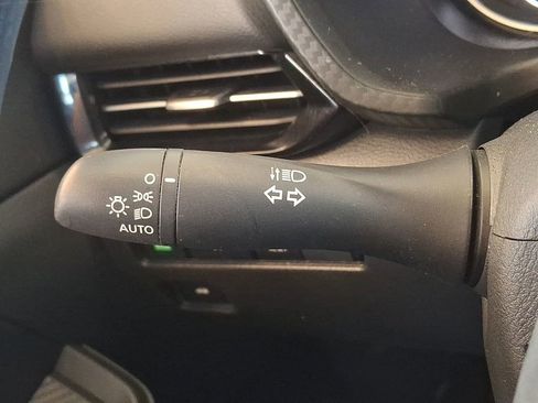 Used 2020 Nissan Sentra SV image 23