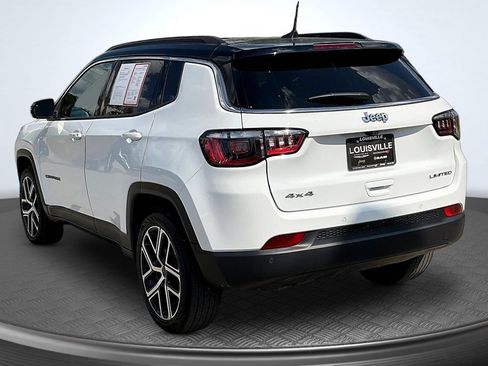 Used 2025 Jeep Compass Limited AWD/4WD image 5